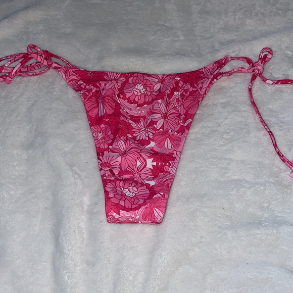 Collection of brand new bikini bottoms! - Picture 7 of 13